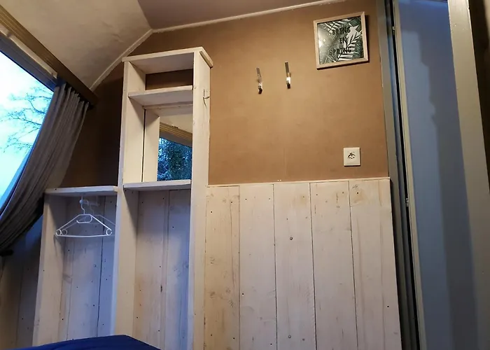 Iglo 26 بيت للعطل Chaam